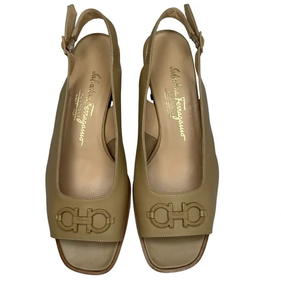 Salvatore Ferragamo Made in Italy Leather Women’s Sandals - Size: 8 1/2 B - Picture 8 of 16